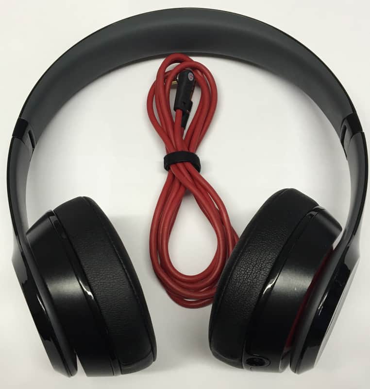 Beats by Dre Solo 2 Black 2010s image 1