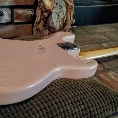 READ!!! 2-4-1 - FENDER - Precision Bass(es) Lefty - 1977 - Burst - Heavy Relic/Shell Pink image 16