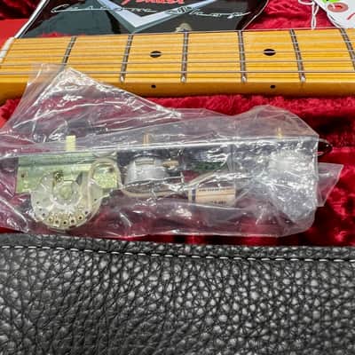 Fender Custom Shop '52 Reissue Telecaster Lush Closet Classic image 11