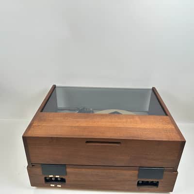 KLH Model Twenty Stereo Turntable Receiver image 15