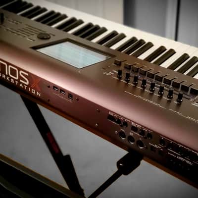 MUST SEE!!! KORG KRONOS X 88 IN FACTORY BOX! FULLY SERVICED IN AMAZING CONDITION! image 16