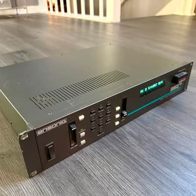 Ensoniq ESQ-M ESQM Vintage Digital Wave Synthesizer Rack Module image 2