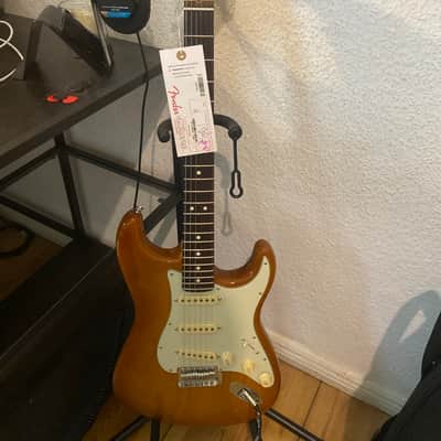 Fender American Performer Stratocaster 2023 - Honey Burst image 8