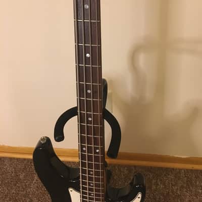 Peavey Forum 4 String Black image 3