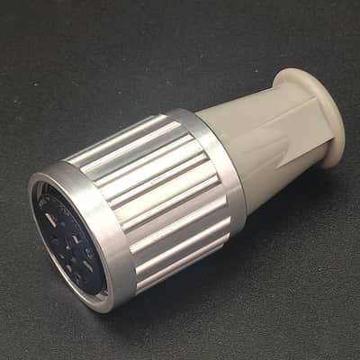 Tuchel connector for Neumann M49, M50, EMT 240 female image 11