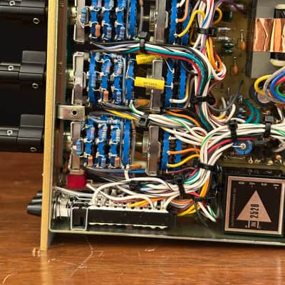API 550A Anniversary Edition. Saul Walker. 8 500 Series Modules. MINT! image 5
