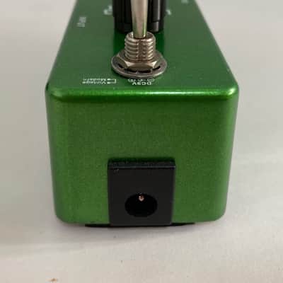 Rowin LEF-313 Mini Pedal Phaser - Vintage Electric Guitar Effect Pedal - 3.5" image 4