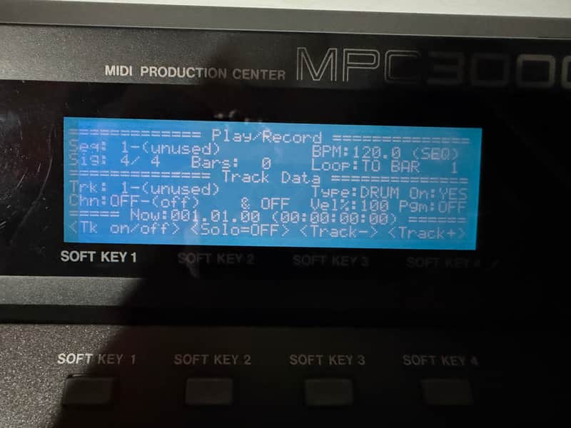 Akai MPC3000LE MIDI Production Center 1999 - 2001 - Black image 1