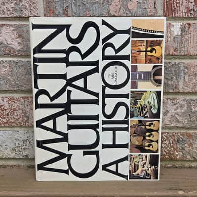 Vintage 1980 (Second Edition) "Martin Guitars: A History" by Mike Longworth Book! image 1