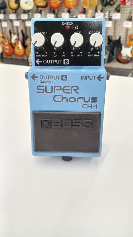 Boss CH-1