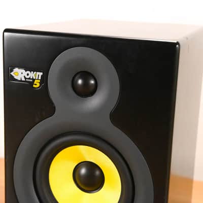 KRK Rokit 5 G1 5-inch Powered Studio Monitor CG01Z2W image 2