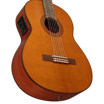 Yamaha CGX122MC Acoustic/Electric Classical Guitar - Solid Cedar Top imagen 2
