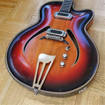 Musima Record 17 thinline hollow body guitar - East Germany image 3