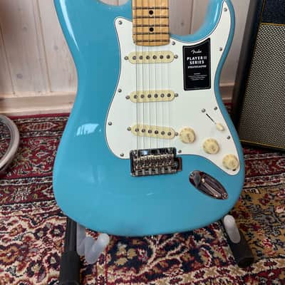 Fender Player II Strat MN 2025 - Aquatone Blue Bild 2