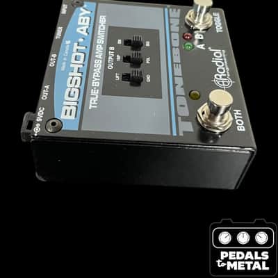 Radial Bigshot ABY True-Bypass Amp Switcher V2 2010s - Black/Blue - X16821 image 6