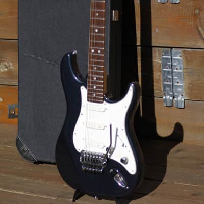 Peavey Falcon Active Blue 1990's - Blue image 14