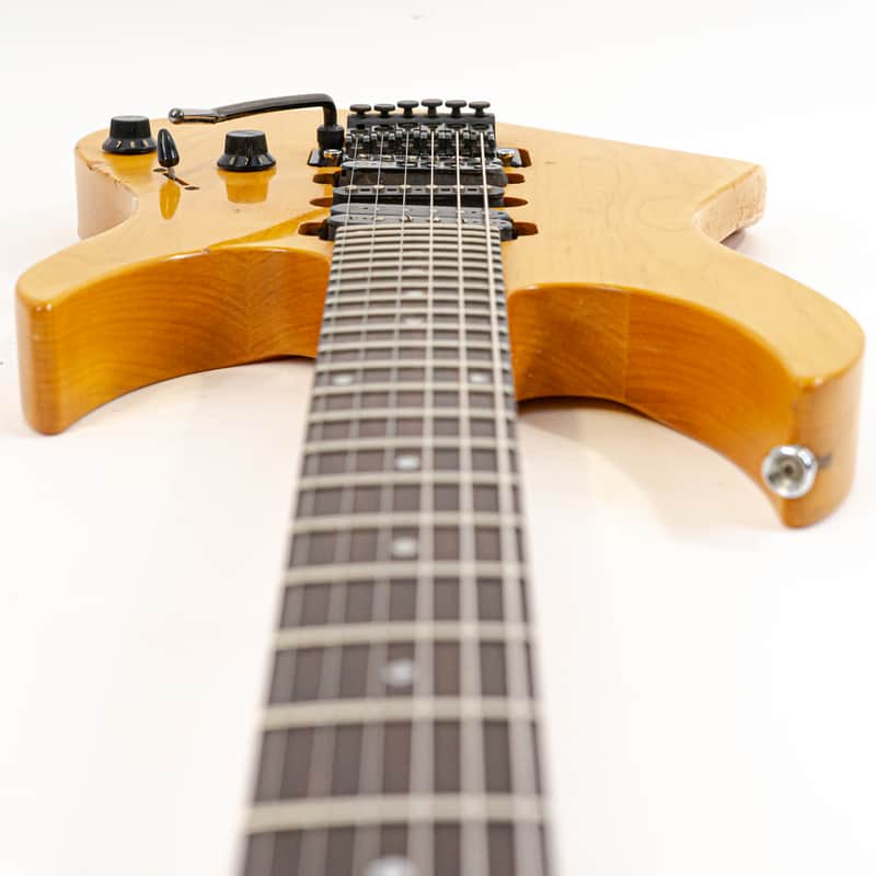 Yamaha RG-421D RG Style Electric Guitar w/ 24 frets, HSH Pickups