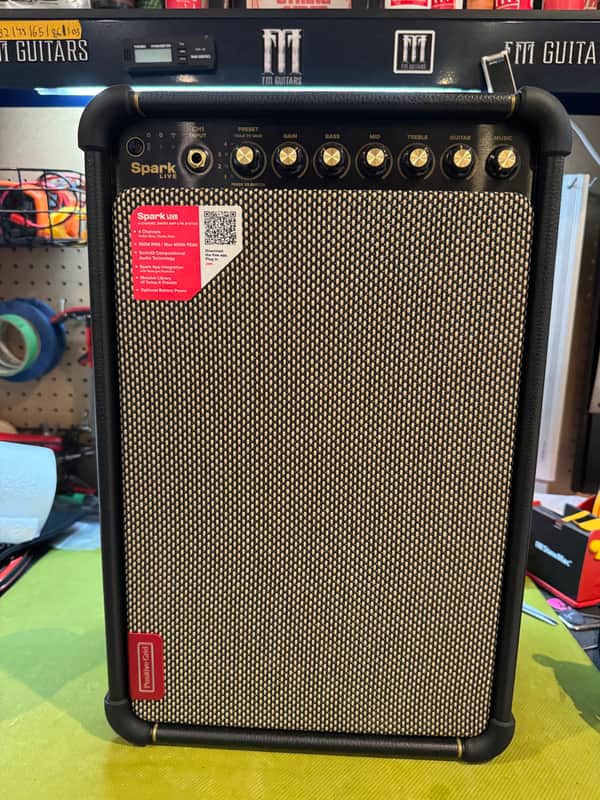 Positive Grid Spark LIVE 4-Channel 150-Watt 2x6.5" Modeling Guitar Combo 2023 - Present - Black image 1