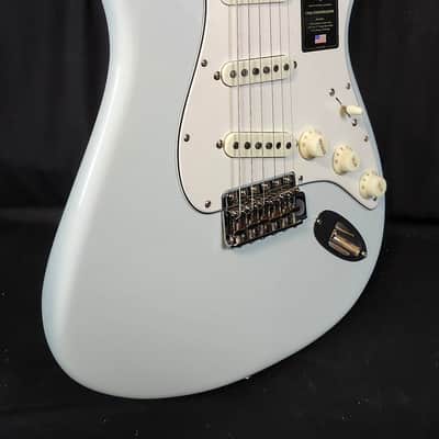 Fender American Vintage 1965 Stratocaster, Round-Lam Rosewood Fingerboard, Sonic Blue image 7