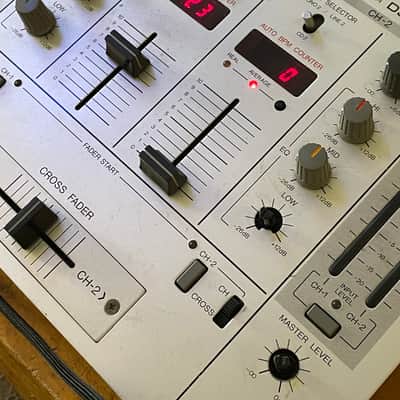 Pioneer DJM-200 S 2 Channel DJ Mixer image 3