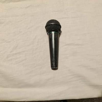 Shure BG 3.1 dynamic vocal microphone image 2