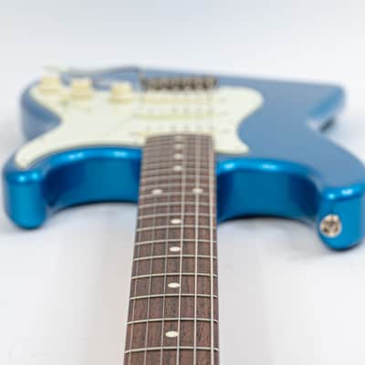 Fender MIJ 2017 Stratocaster in Lake Placid Blue – Minty Clean Classic, Ready to Rip image 9