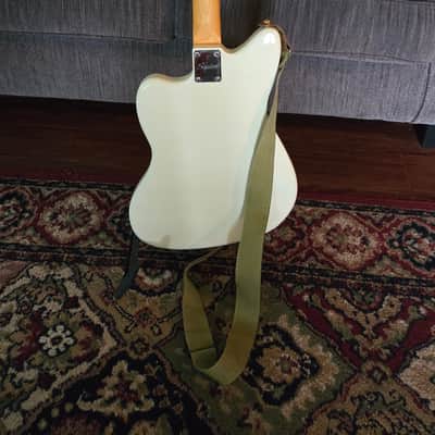 Squier J Mascis Jazzmaster with Laurel Fretboard 2018 - Present - Vintage White image 3
