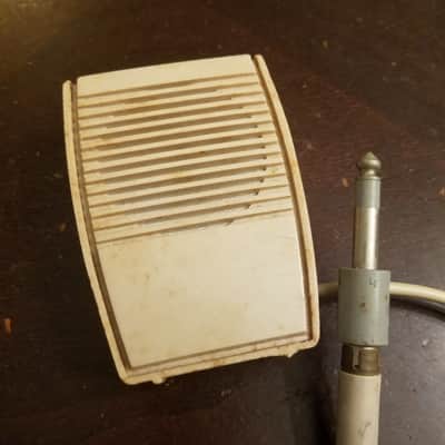 Silvertone T-46 Crystal Harp Mic Telectro Hi-Z lo-fi 1960s Beige Plastic image 1