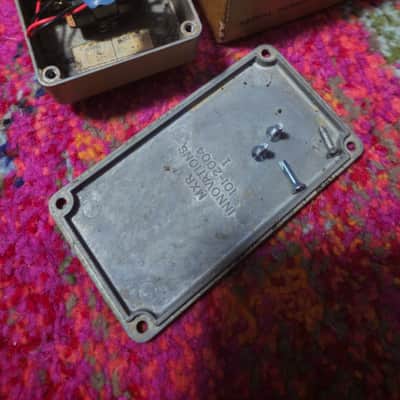 MXR Distortion +  Script Logo Pre-1977 - Vintage Yellow image 6