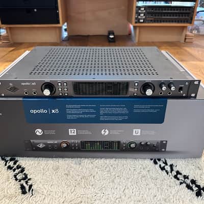 Universal Audio Apollo x8 Thunderbolt 3 Audio Interface 2018 -2025 - Black image 1