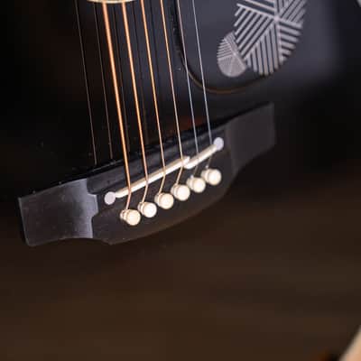 Takamine LTD 2017 “Magome” – Japan-Inspired Limited Edition | Abalone Inlays × Cool Tube Preamp × Rare Collector’s Piece image 6