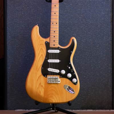 Schecter Strat Custom - Natural image 1