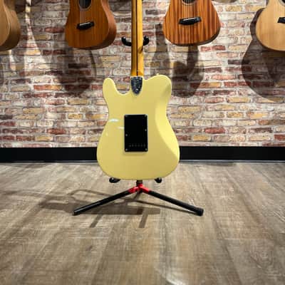 Fender Vintera II 70s Telecaster Deluxe - Vintage White image 6