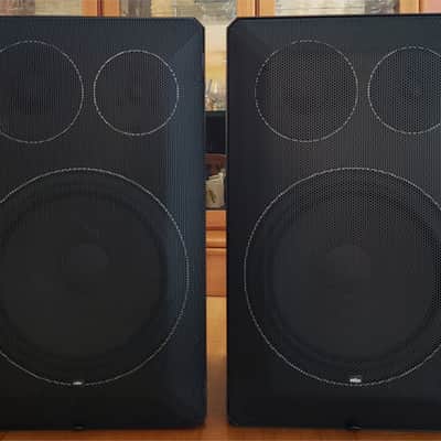 Braun LS100 Vintage 3-Way Bookshelf Speakers - Rare and Special German Sound - Very Fine Condition! image 9