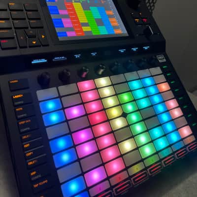 Akai Force Standalone Music Product / DJ Performance System 2019 - Black image 3