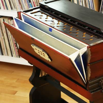 1950s Vintage Harmonium Modular Pump Organ Keyboard - Collapsable Foot Pedals - Excellent Condition image 9