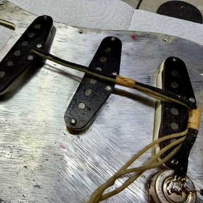 Fender Stratocaster 1963 - the perfect 'burst w/all Stevie Ray Vaughan features ! image 14