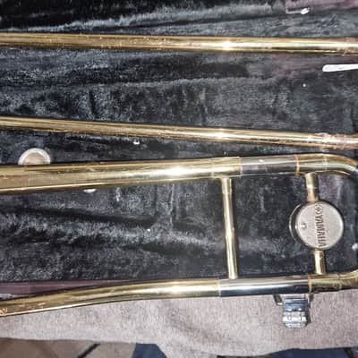 Yamaha YSL-354 Trombone w/ Yamaha Case. Japan. Good playing condition image 9