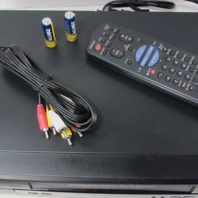 Sharp VC-H992 Hi-Fi Stereo VCR w Remote (S-VHS Compatible) image 2