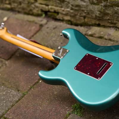 Fender American Professional Classic Stratocaster® - Faded Sherwood Green Metallic image 9