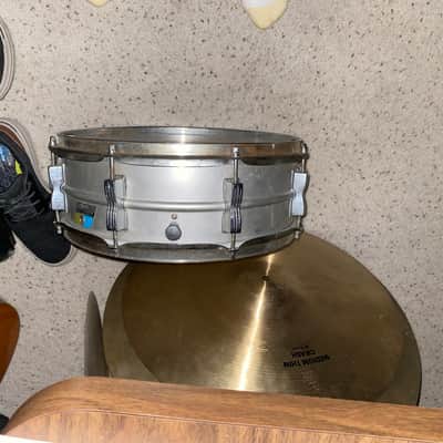 Ludwig No. 404 Acrolite 5x14" 8-Lug Aluminum Snare Drum with Pointed Blue/Olive Badge 1969 - 1979 - Matte Aluminum image 4