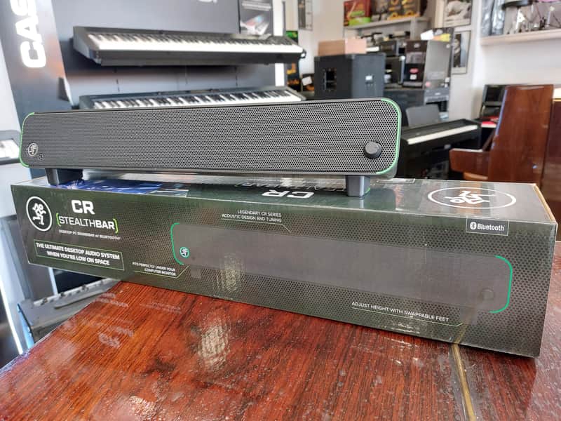 Mackie CR StealthBar Desktop Bluetooth Soundbar imagen 1