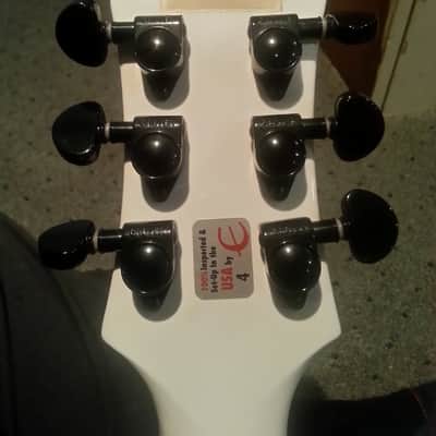 Epiphone Les Paul Baritone image 2