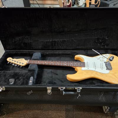 G&L Legacy USA - Natural image 13