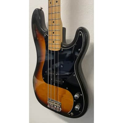 Fender USA Precision Bass 1979 in Sunburst with Hardcase Pre-Owned image 4
