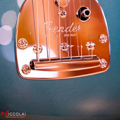 Immagine Fender American Professional Classic Jazzmaster, Rosewood Fingerboard, Faded Sherwood Green Metallic - 9