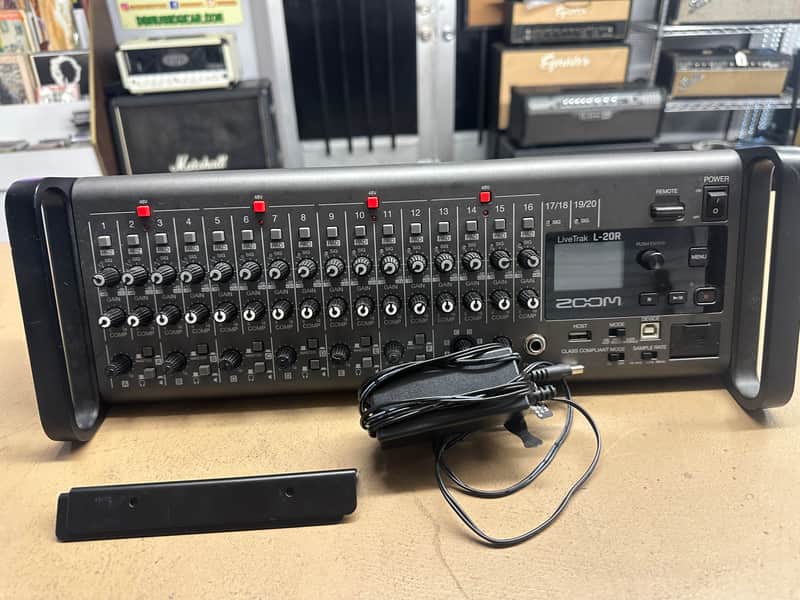 Zoom LiveTrak L-20R Rackmount Digital Mixer / Recorder 2010s - Grey / Blue image 1