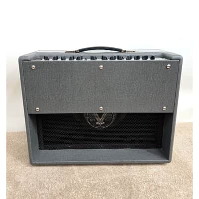 Blackstar Silverline Deluxe 1x12 100W - Guitar Amplifier - Like New w/ Original Box & Soft Case image 3