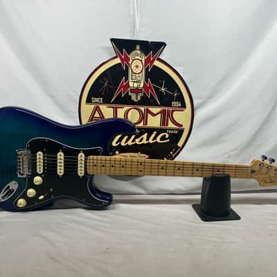 Fender Limited Edition Player Stratocaster HSS Plus Top Electric Guitar MIM - Made in Mexico - Blue Burst image 1
