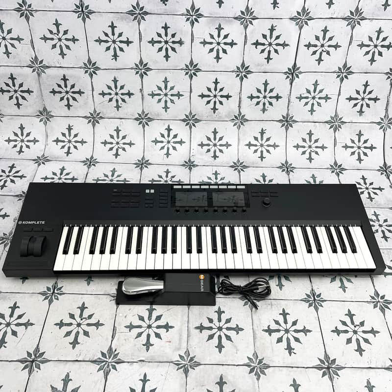 Native Instruments Komplete Kontrol S61 Mk2 image 1